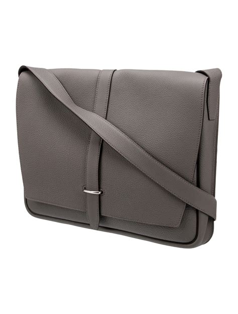 HERMES Togo Steve Light Messenger Etain 